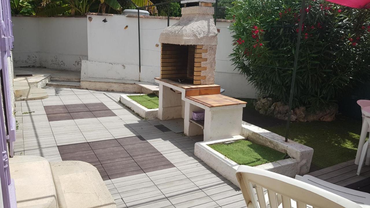فالوريس Villa Bananas المظهر الخارجي الصورة