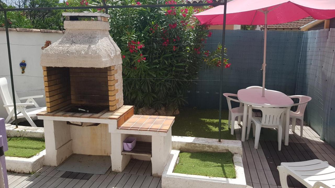 فالوريس Villa Bananas المظهر الخارجي الصورة